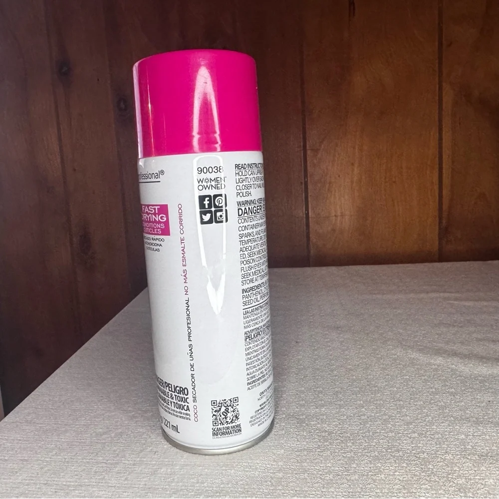 Onyx White Can with Bright Pink Cap Nail Dryer Spray - Picture 3 of 4